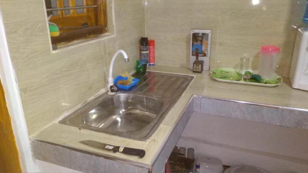 Impress Holiday Home Anuradhapura Luaran gambar