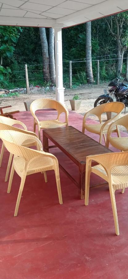 Impress Holiday Home Anuradhapura Luaran gambar