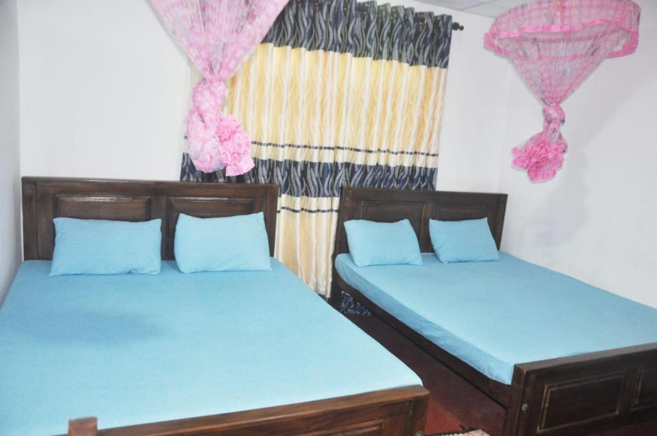 Impress Holiday Home Anuradhapura Luaran gambar