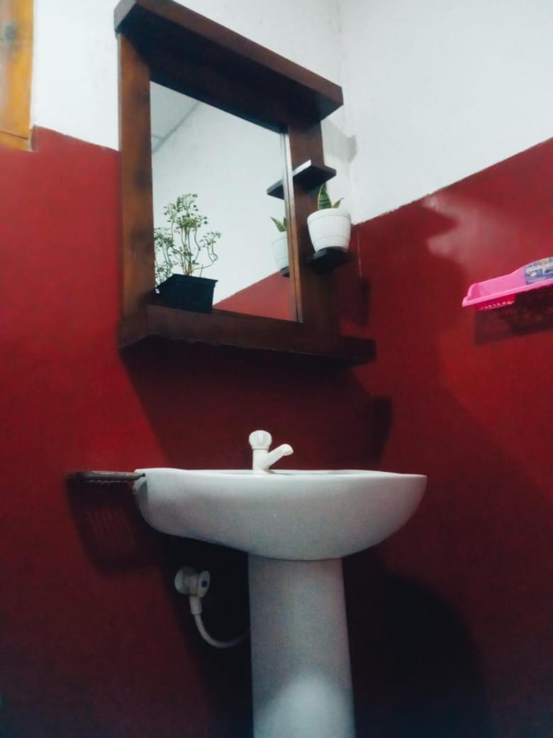 Impress Holiday Home Anuradhapura Luaran gambar