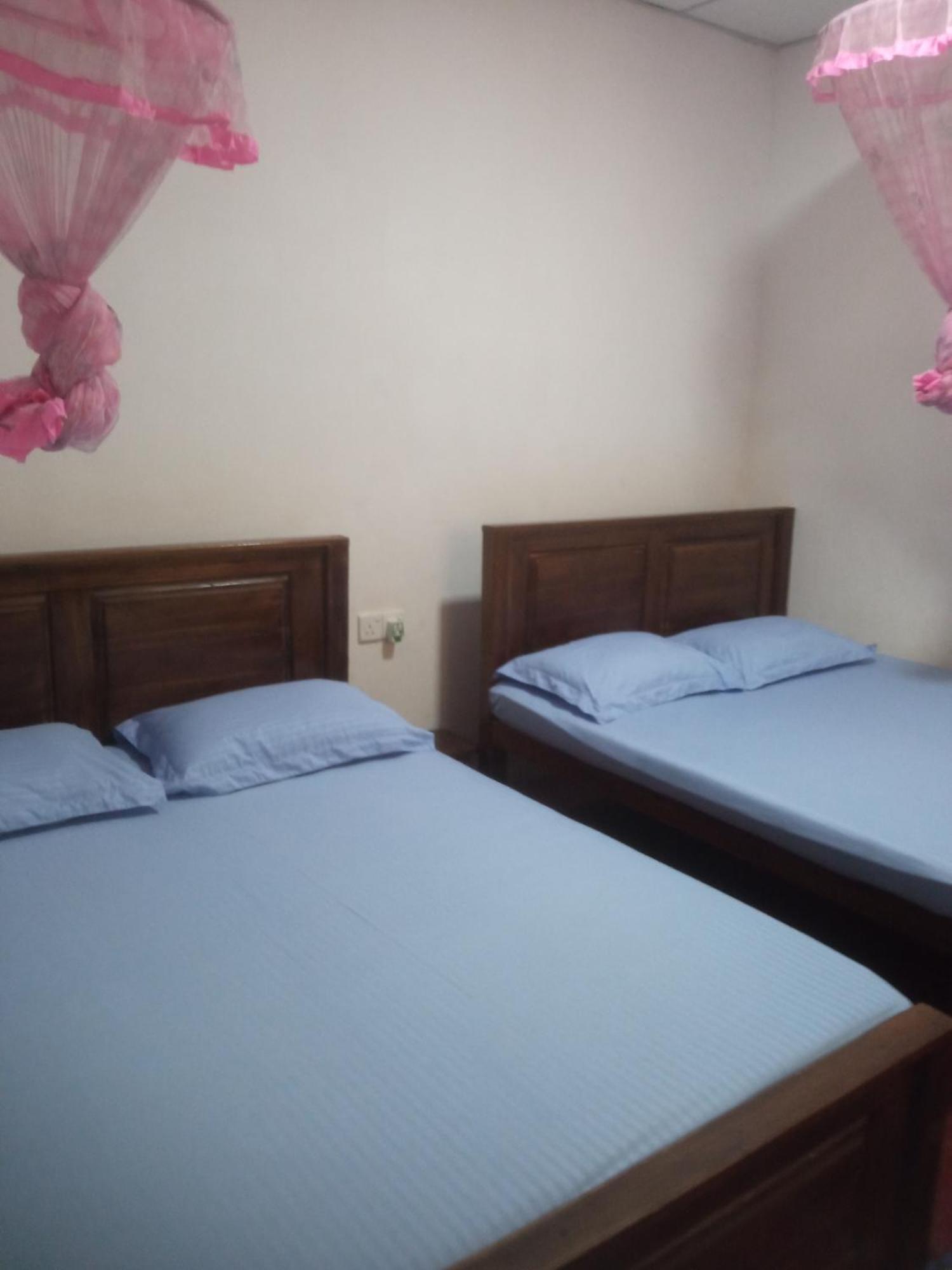 Impress Holiday Home Anuradhapura Luaran gambar